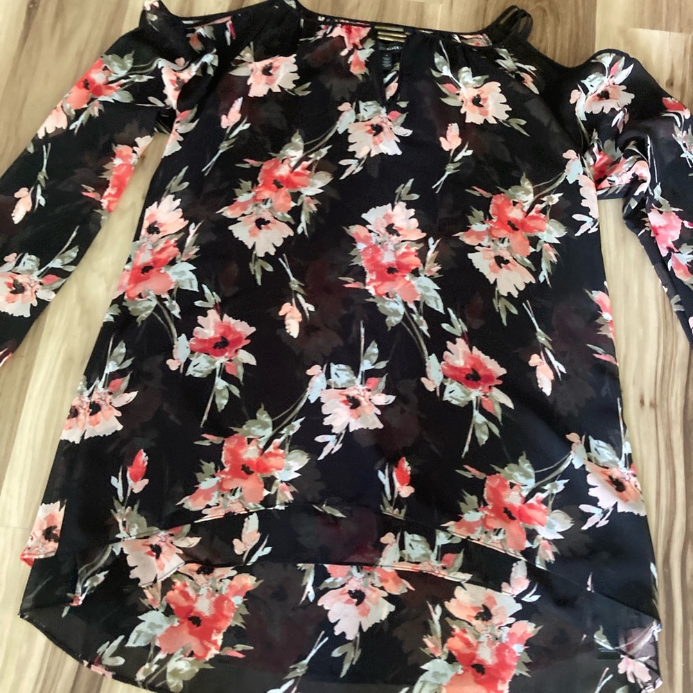 White House Black Market Womens Open Long Sleeve Black Floral Blouse Small
